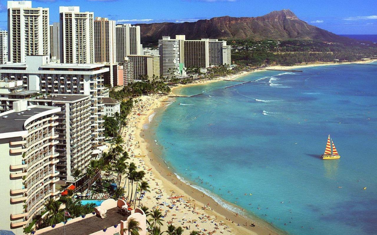 Steps To Waikiki Beach! Newly Renovated With 75" Tv Honolulu Buitenkant foto